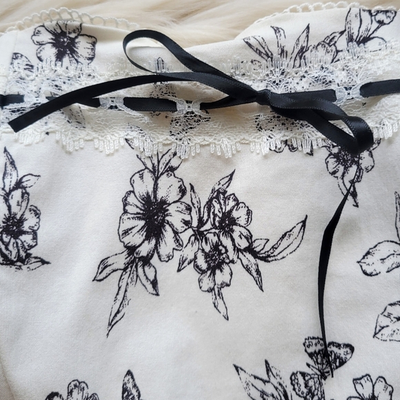 Beverly and Beck Strapless Femme Trim Corset Top XS - Picture 5 of 9